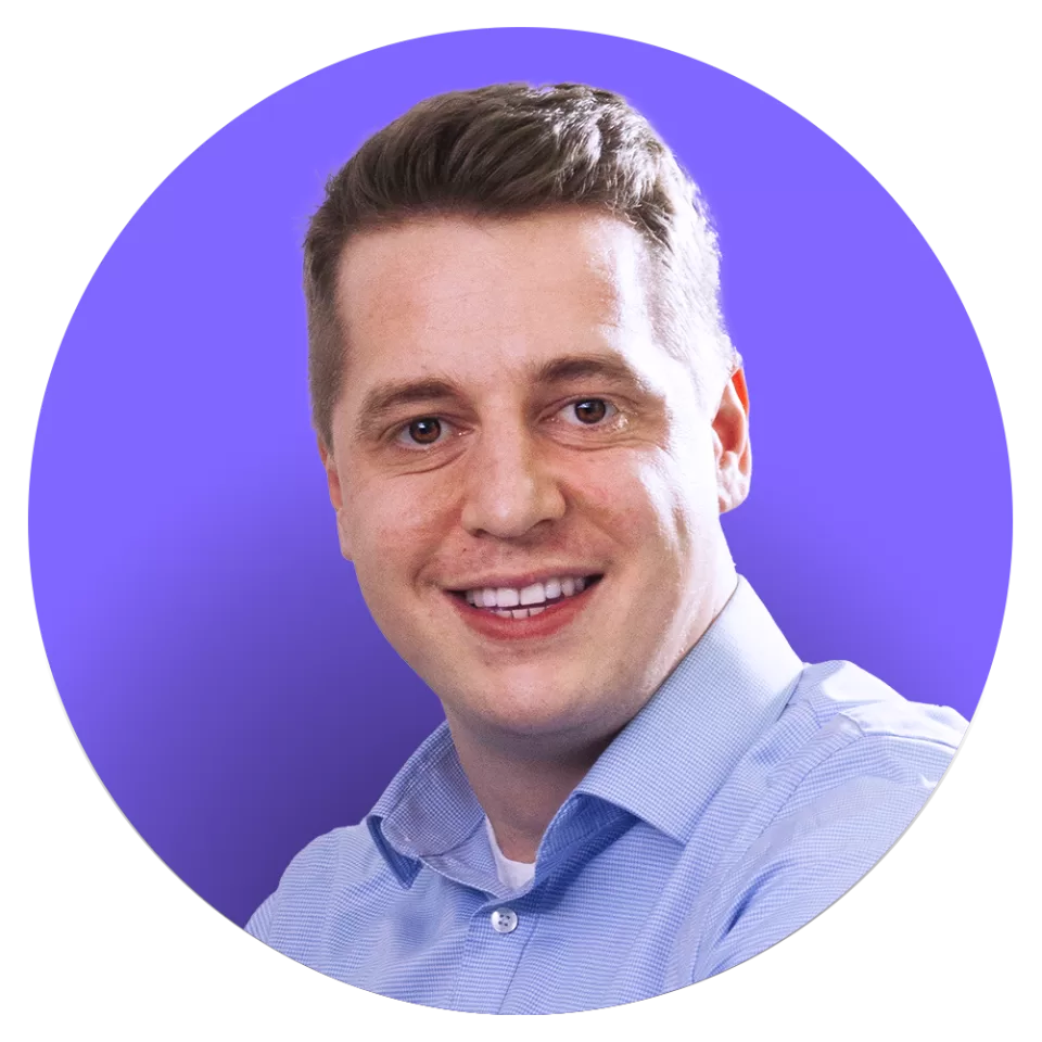 Headshot of Lars with purple background